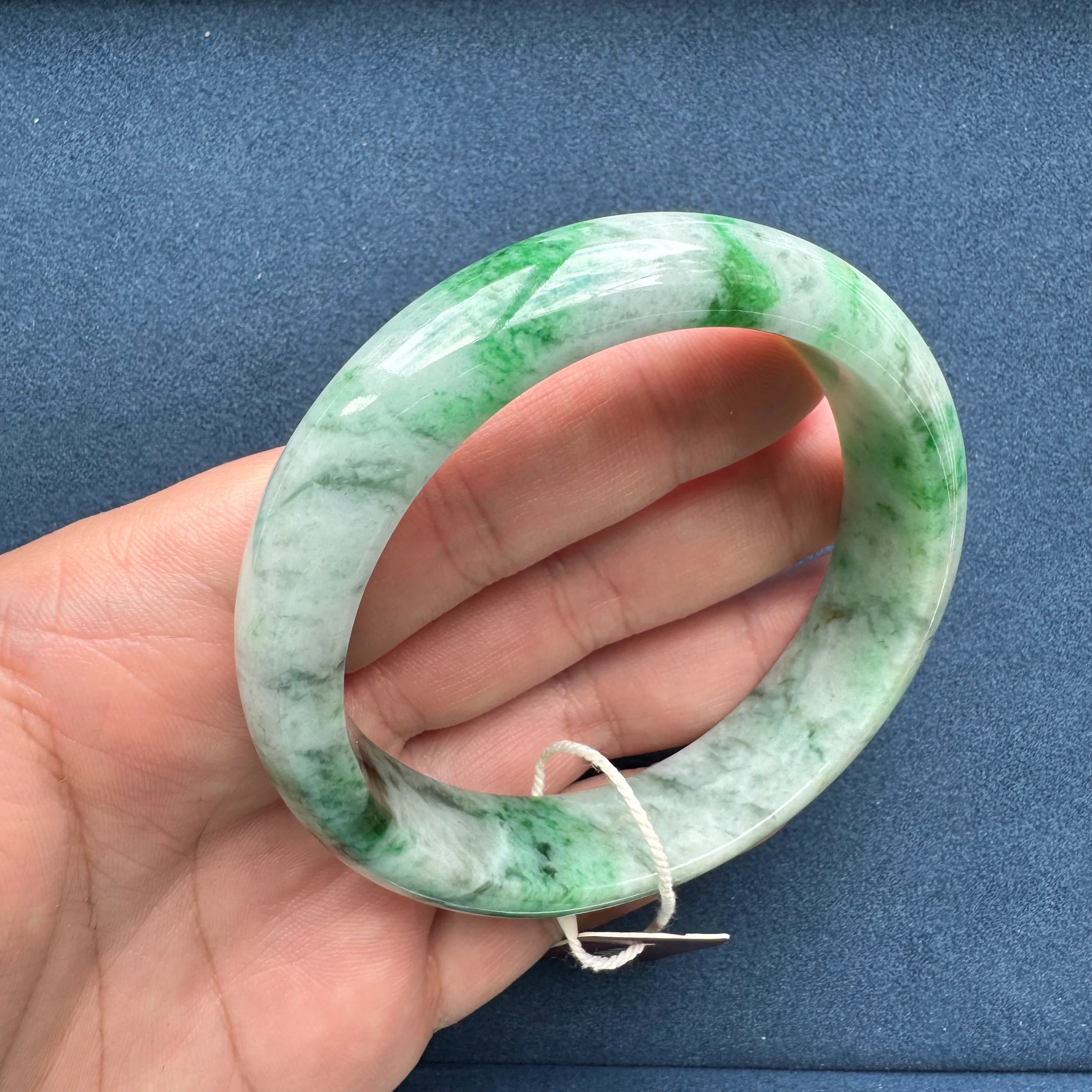 62.1mm Light Grey with Apple Green and Green Patterns Jade Bangle Bracelet - Image 7