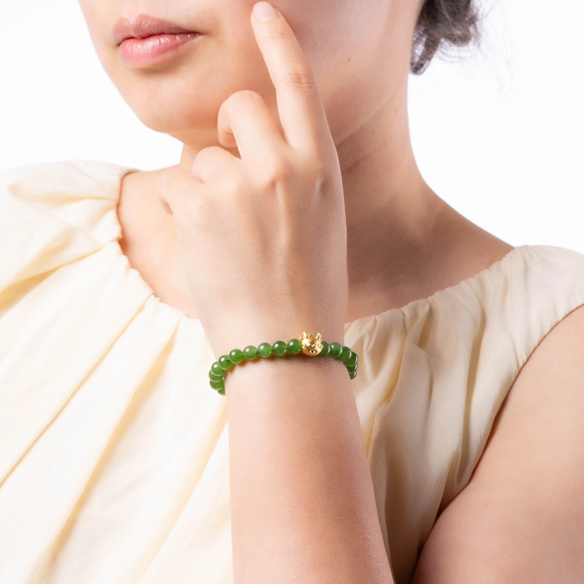 Emerald Baby Dragon Jade Bracelet with 999 Gold Charm - Image 4