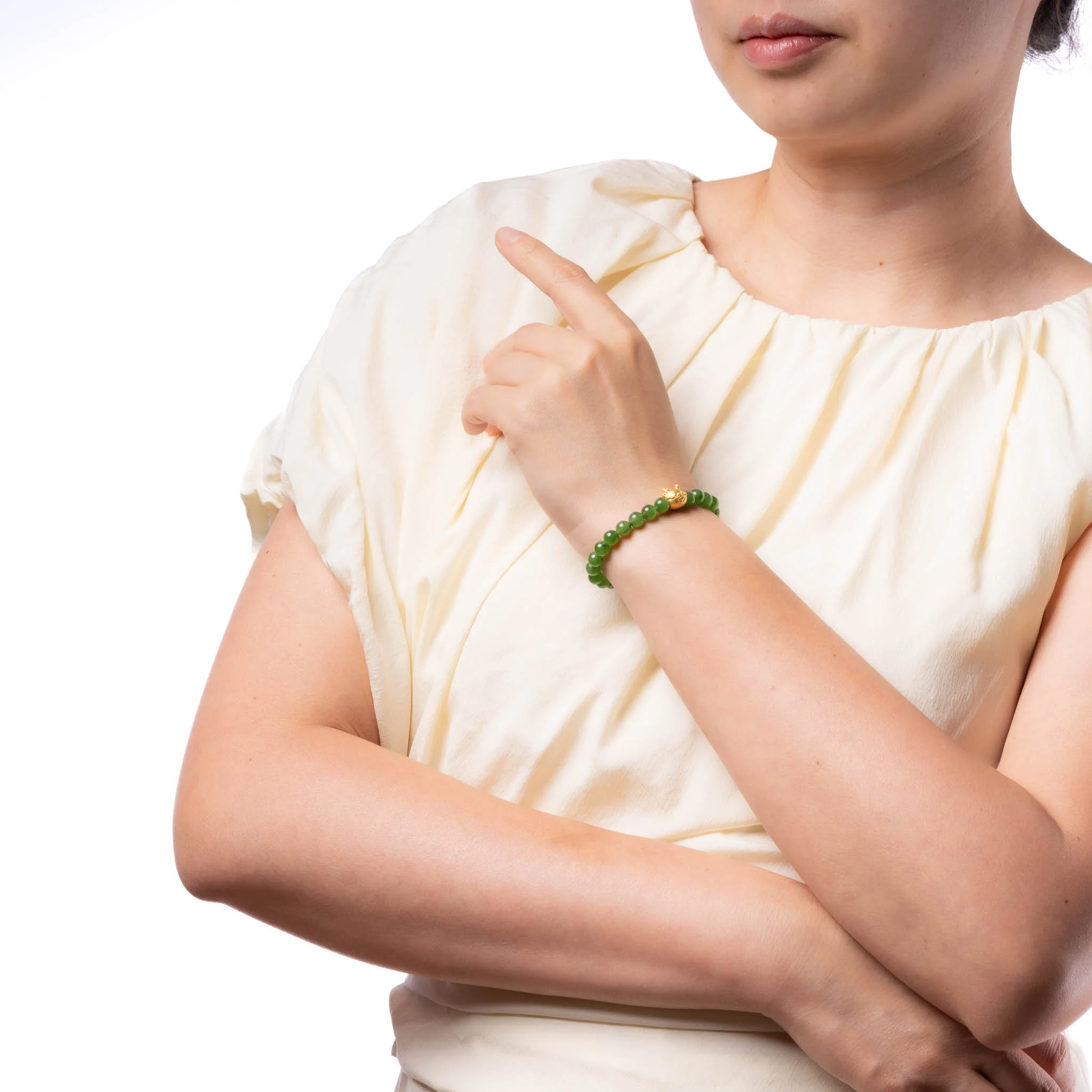 Emerald Baby Dragon Jade Bracelet with 999 Gold Charm - Image 5