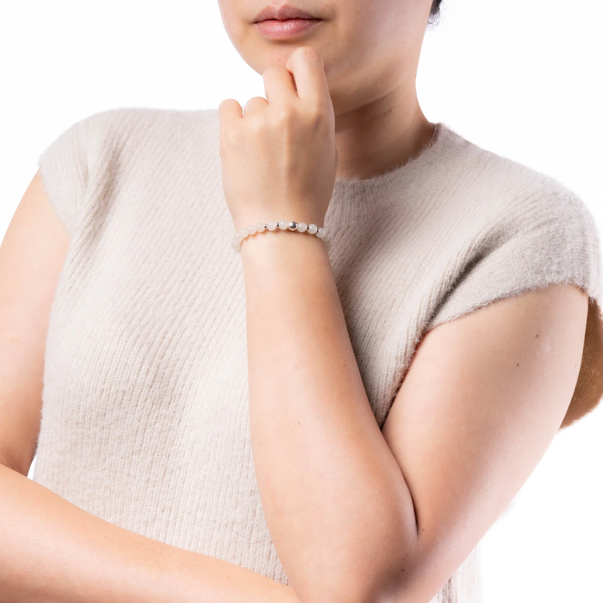 Graceful Spirit White Jade Bead Bracelet - Image 5