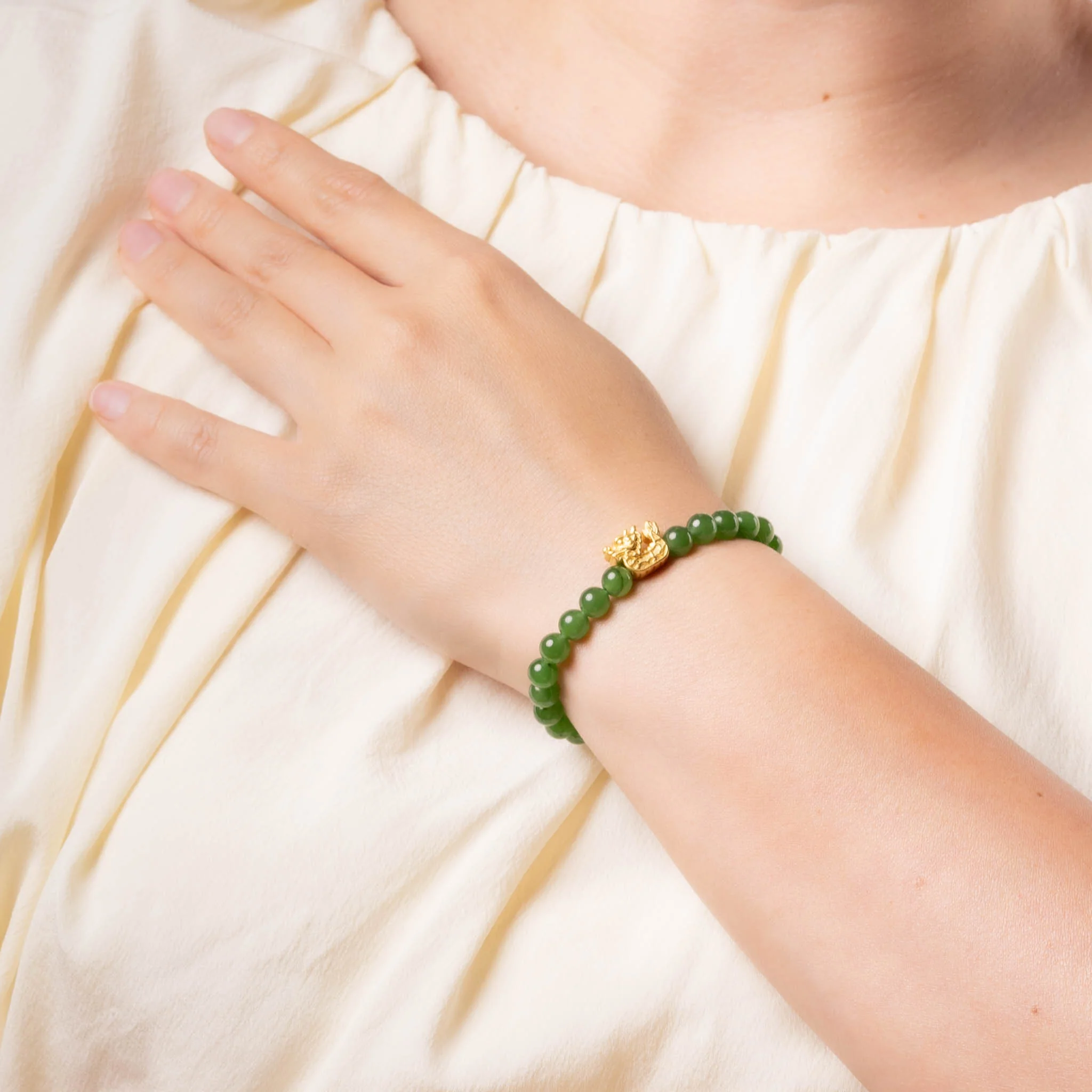 Triumph Dragon Boat Jade Bracelet with 999 Pure Gold - Image 4